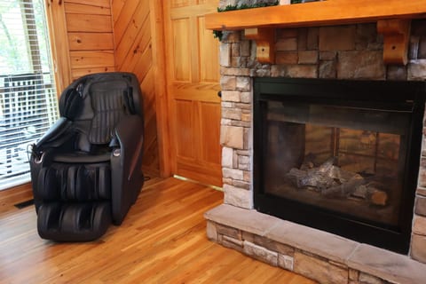 Treat yourself to a luxurious massage with zero gravity recline option, after a busy day of fun and adventure!