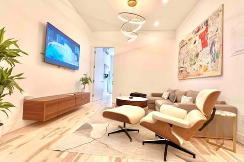 Ultra-Luxury | stylish suite in historic Brooklyn