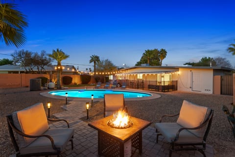 Cozy up to the firepit in the evening!