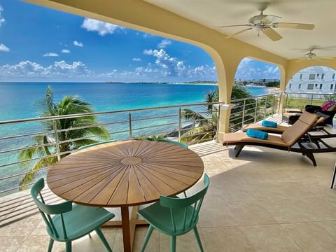 Private Patio with outdoor dining, grill, lounge and conversation chairs
