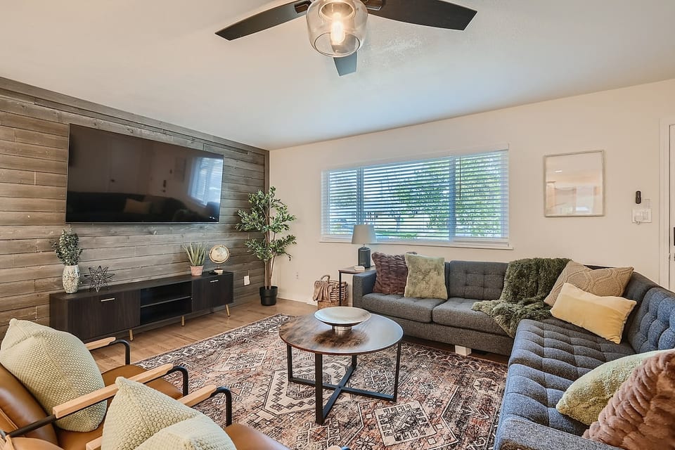 Primary living room+ TV with Chromecast and Airplay for all your streaming needs!