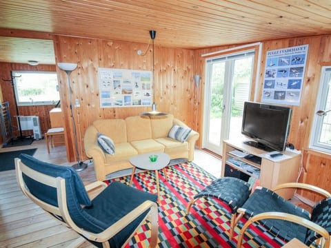 "Hennrik" - 500m from the sea