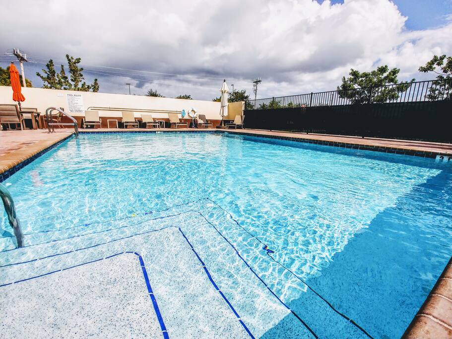 Saltwater Community Pool