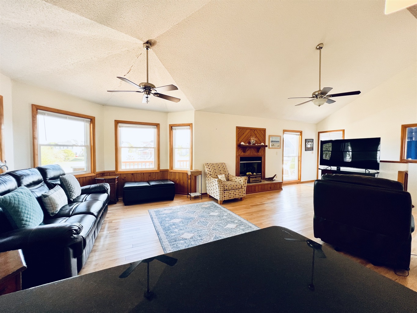 Open Kitchen, Living Room, 3rd Floor