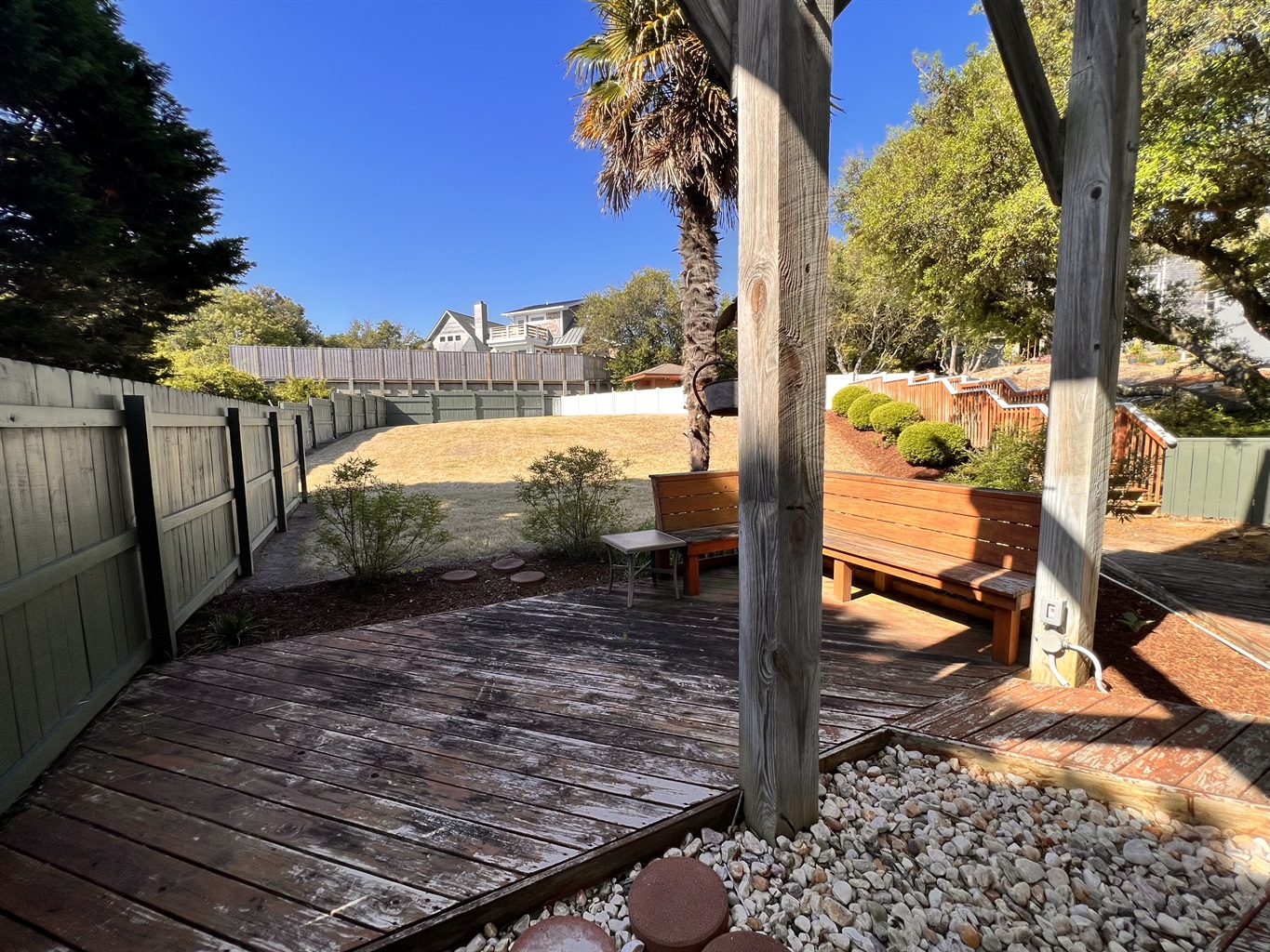 Backyard terrace, bench seating