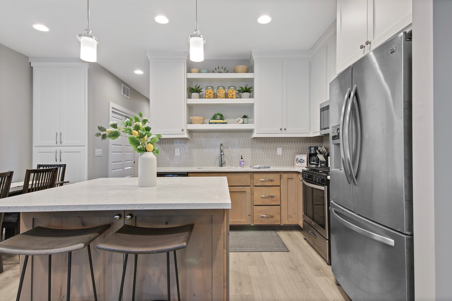 modern-luxurious-private-3-bedroom-boise-home/