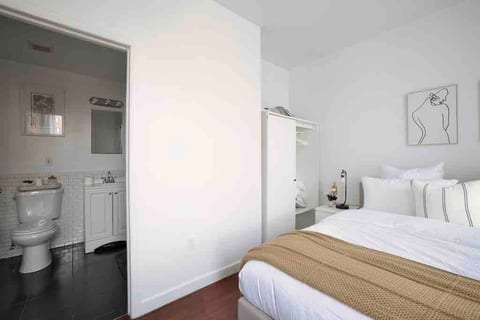 Superhost's Modern 2 bed | 2Bath in New York