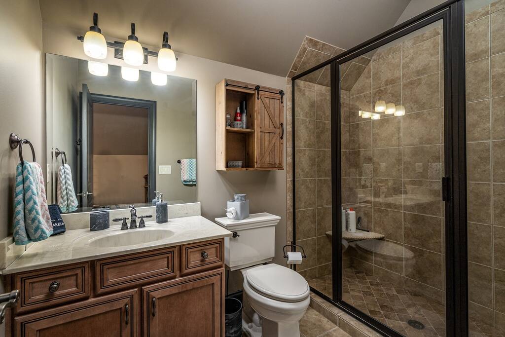 Lake Forest Lodge - Lake Oconee