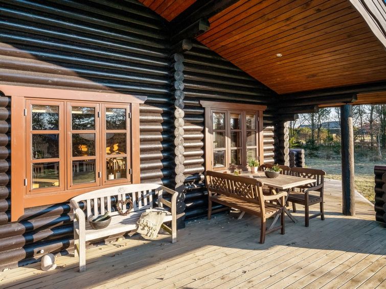 rajka-300m-to-the-fjord/