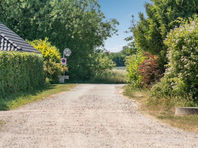 undine-300m-from-the-sea/