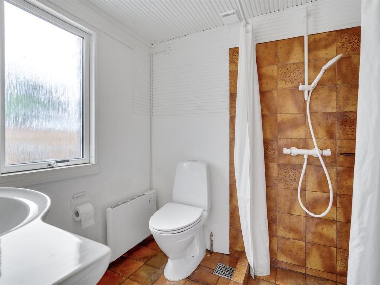 sigurd-20m-from-the-sea/