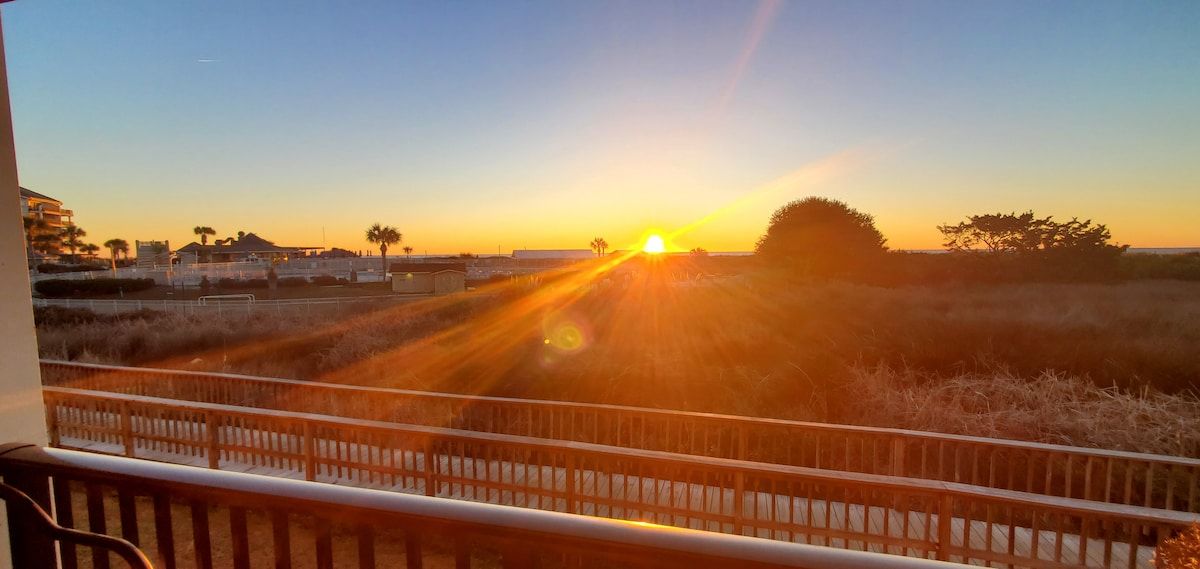 Enjoy your coffee on the Isle of View private balcony every morning watching gorgeous sunrises while kids sleep soundly inside.  #nofilter