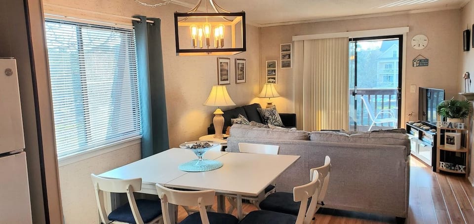 Welcome to the Isle of View 2. The open floor plan is big enough for large families but has a comfortable, cozy feel throughout.