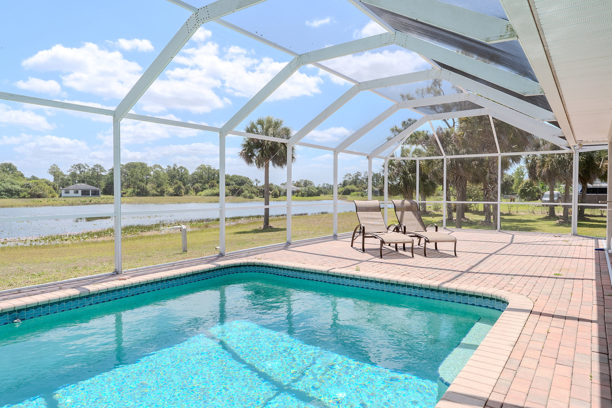 Maria Maria Vacation Home | Heated Pool | Lake view