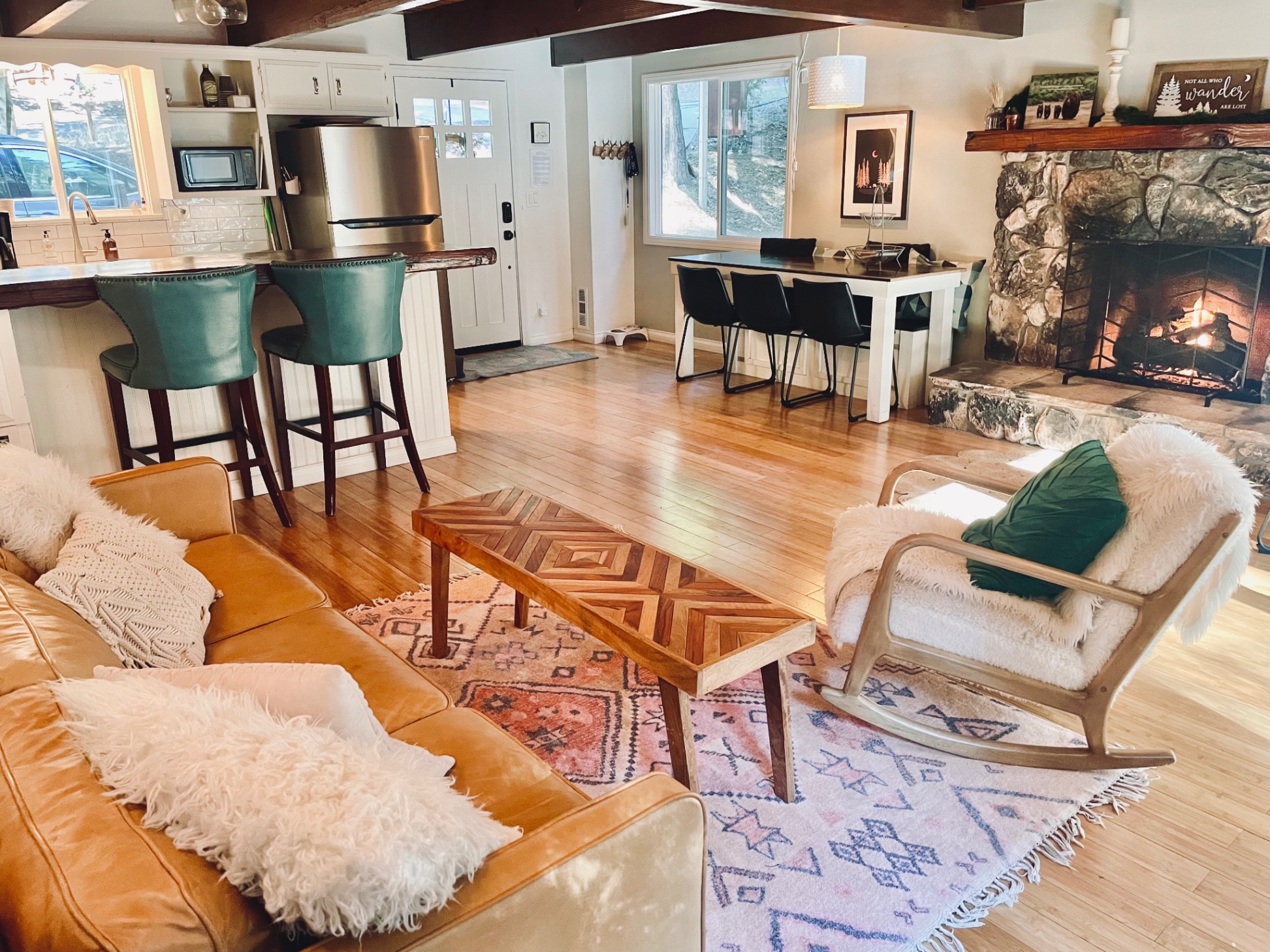 forest-escape-soaker-tub-firepit-lake-rights/