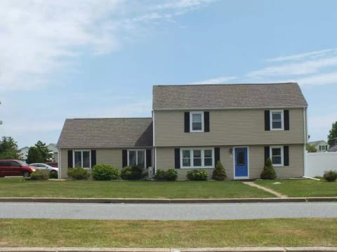 Great Home, Free Beach Parking, Wife Will Love IT!