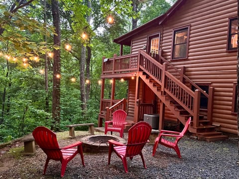 Ellijay Hideaway | HotTub | PoolTable | Coffee Bar