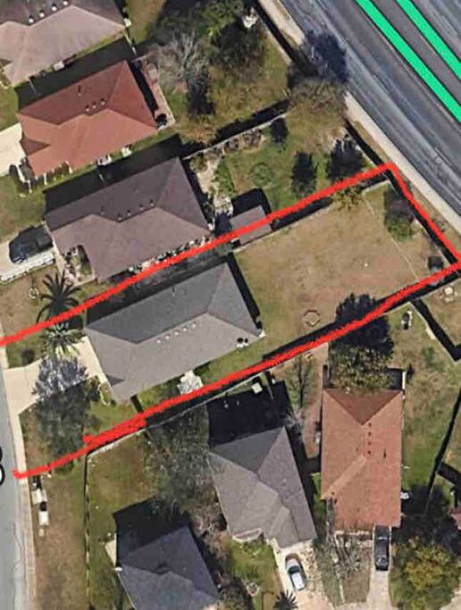 4BR Family Oasis | Prime Location, Fast Wi-Fi-TCF - Converse