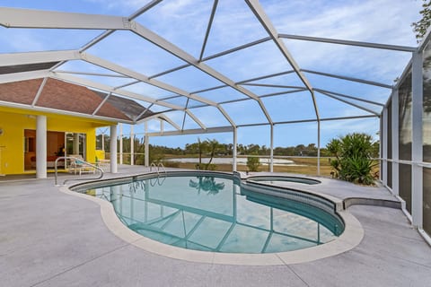 The Yellow Vacation Home | Heated Pool & Spa