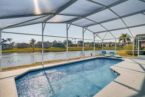Lakeview Luxury Villa w/ Pool Heat available
