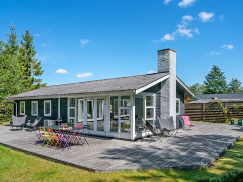 "Sighwith" - 500m from the sea
