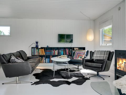 "Sighwith" - 500m from the sea