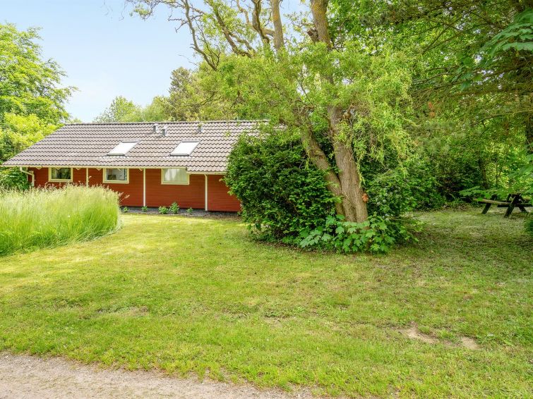 maard-325m-from-the-sea/