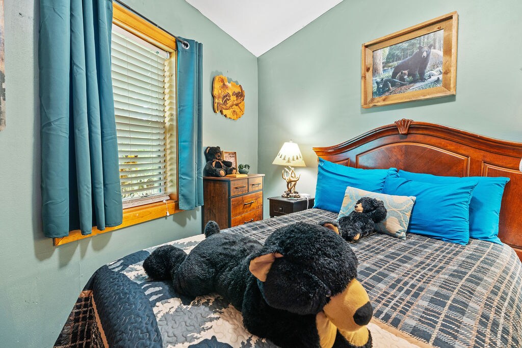 Two Owls and a View - Sevierville Two Owls and a View - Sevierville