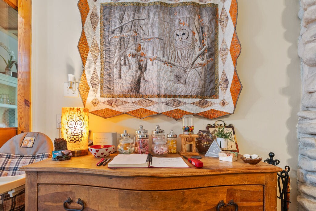 Two Owls and a View - Sevierville Two Owls and a View - Sevierville