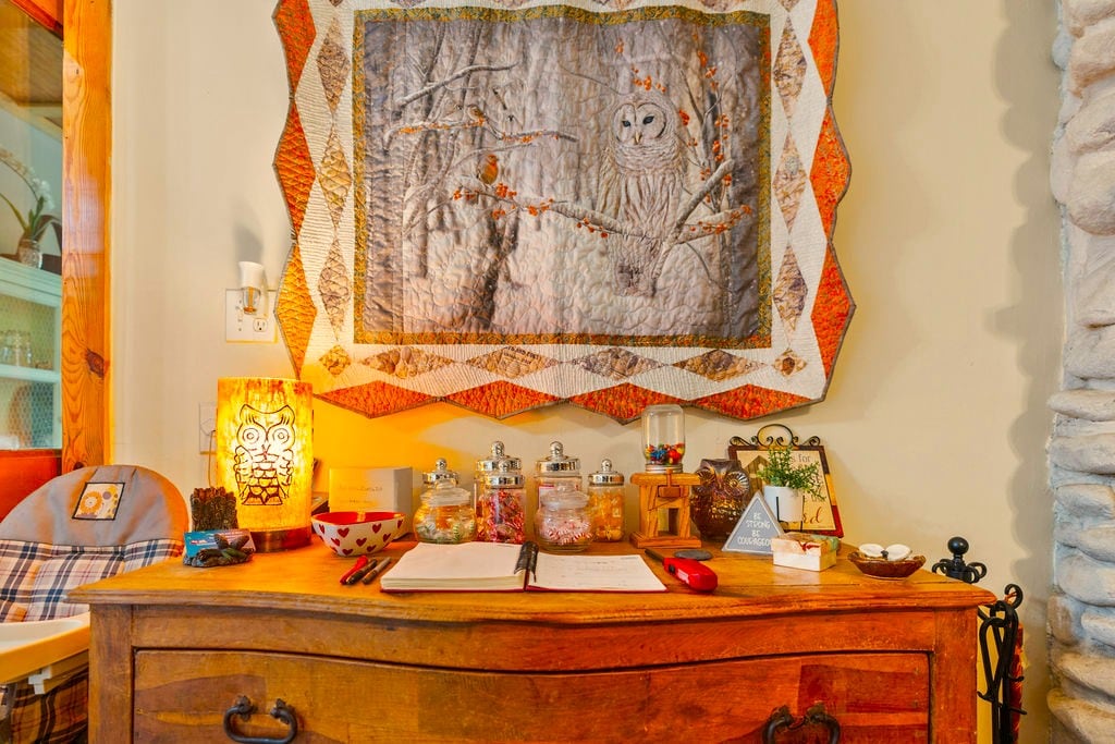 Two Owls and a View - Sevierville Two Owls and a View - Sevierville