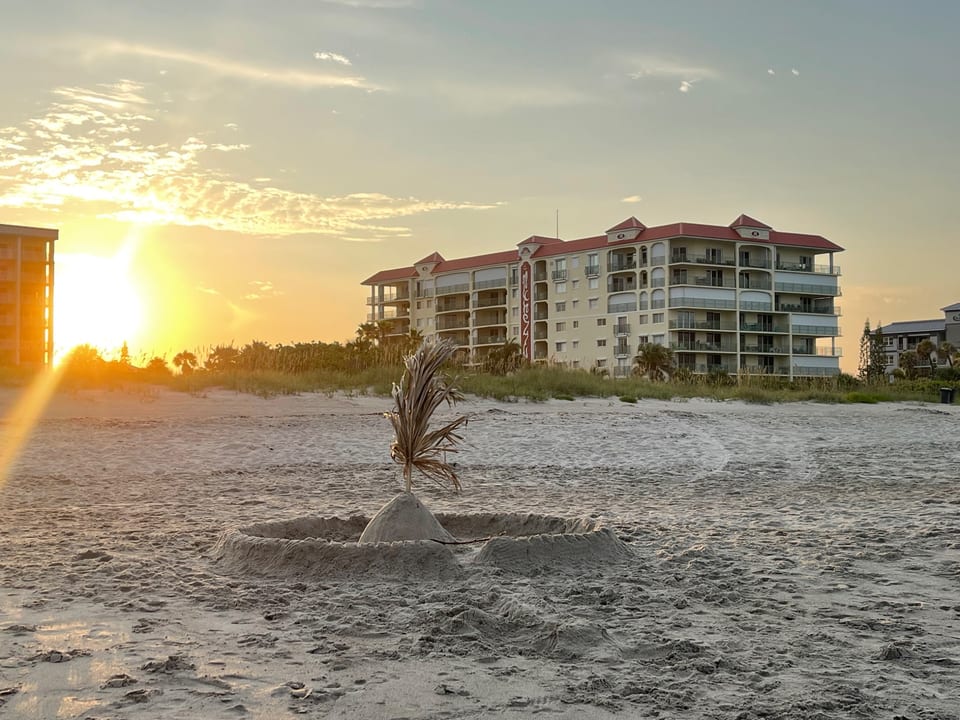 Michelina #201 Oceanview 3/3 Luxury Condo - 420 Harding Avenue