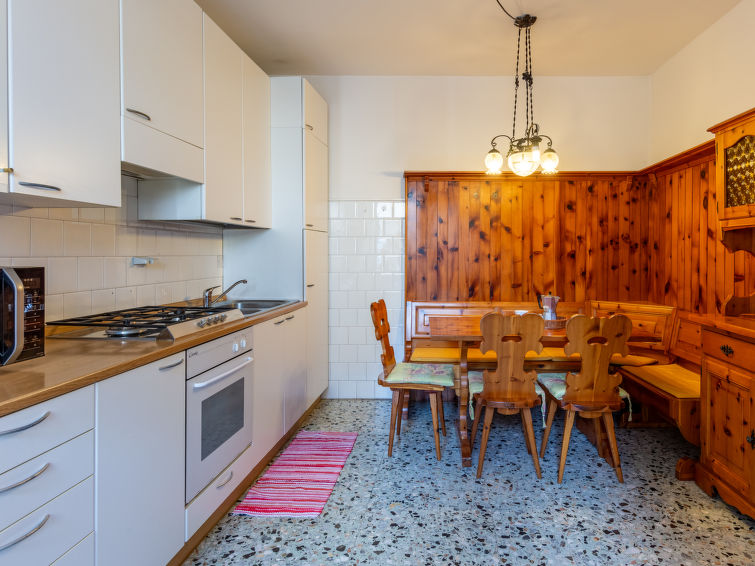 Kitchen / Dining Room - Carmen - Domaso