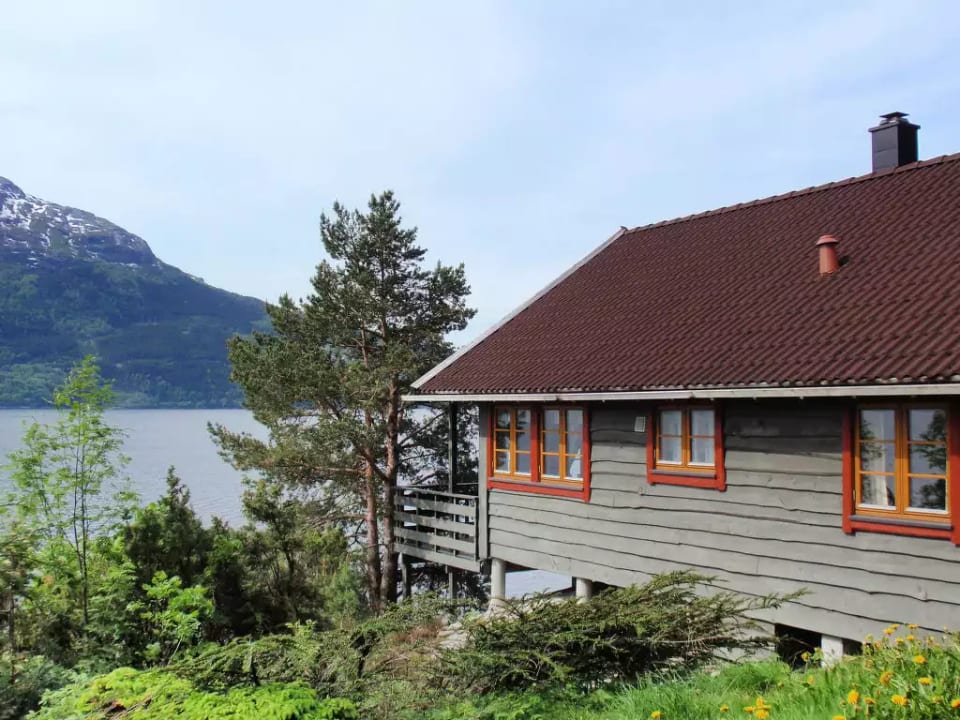 Eiknes - Tjoflot