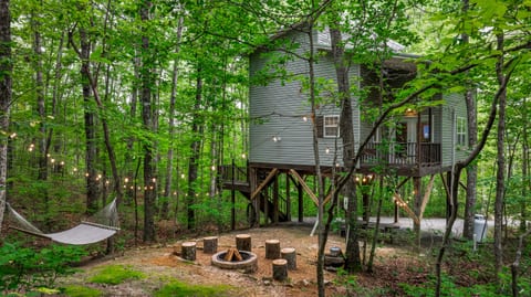 Serenity Escape Treehouse