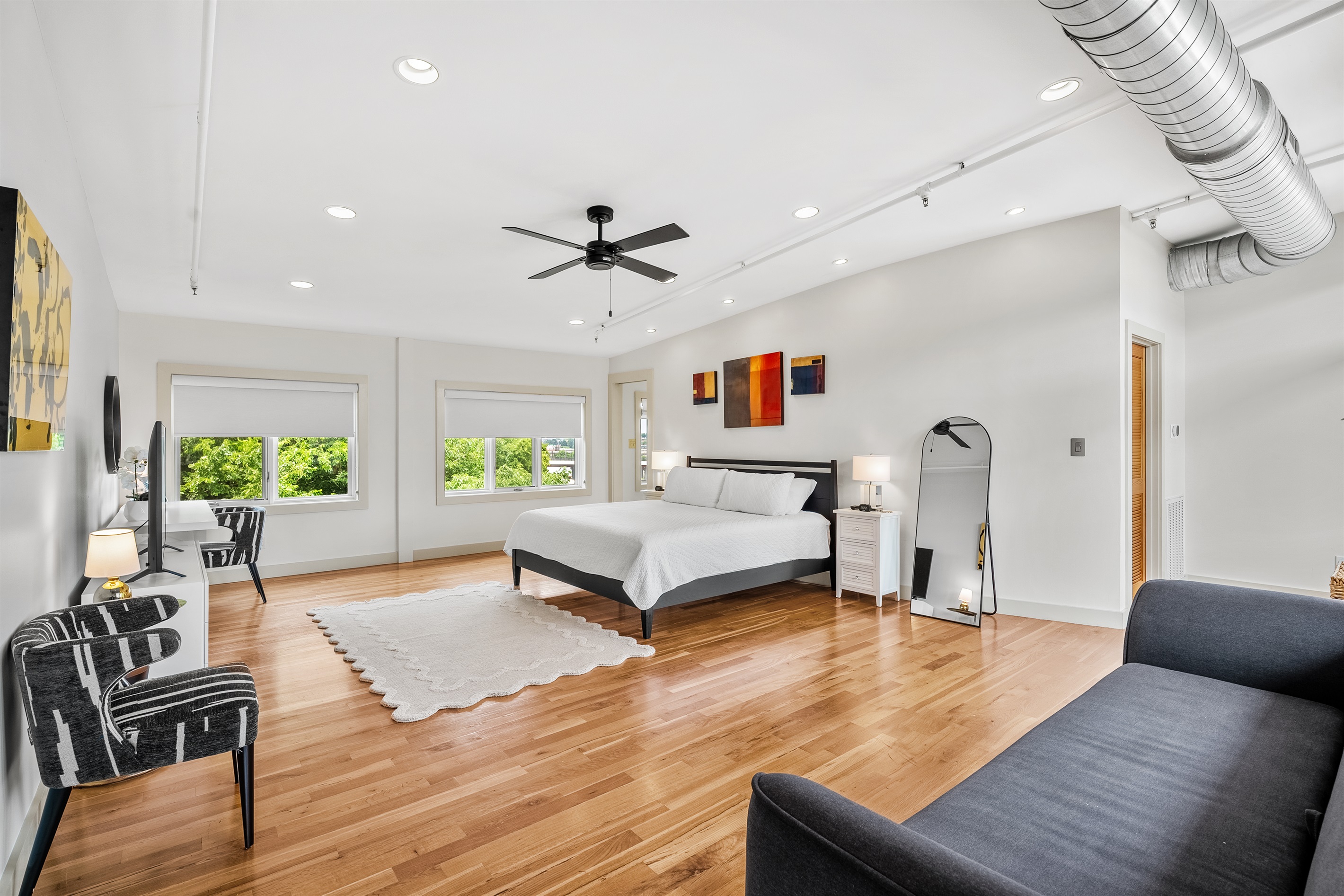 lux-100-block-penthouse/