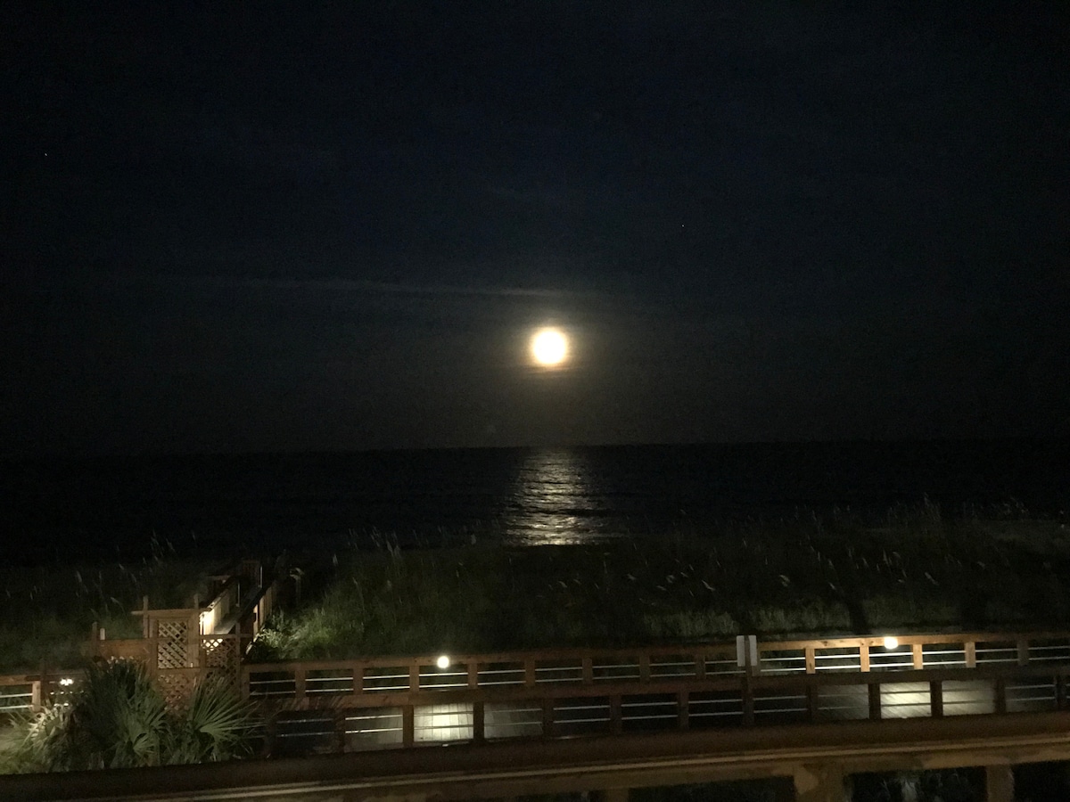 Oceanfront Pool Elevator Boardwalk - Carolina Beach Oceanfront Pool Elevator Boardwalk - Carolina Beach