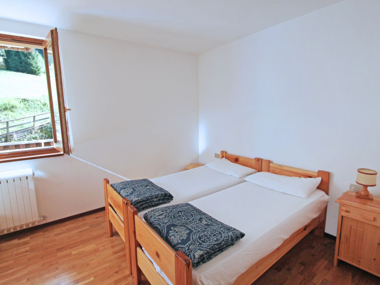 Bedroom Bedroom - Lembondel - Tiarno di Sotto