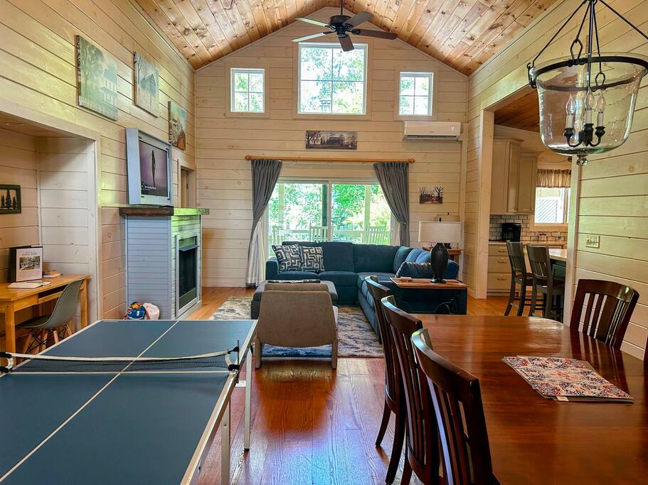 creekfront-relaxation-*-amazing-porch-*-hot-tub/