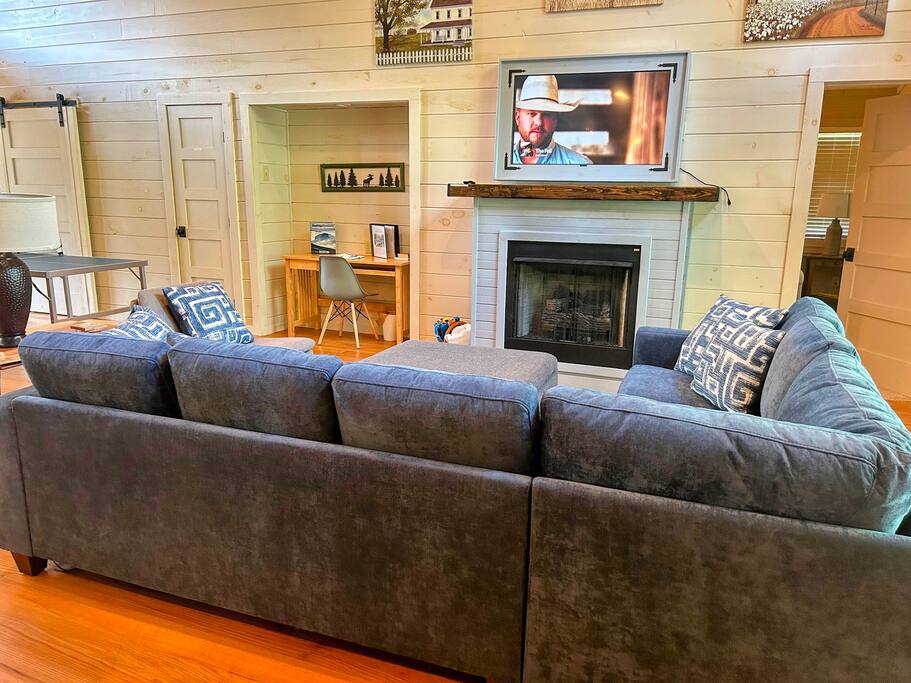 creekfront-relaxation-*-amazing-porch-*-hot-tub/