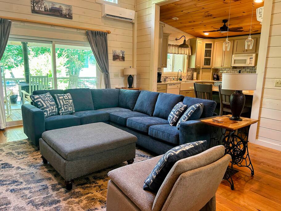 creekfront-relaxation-*-amazing-porch-*-hot-tub/