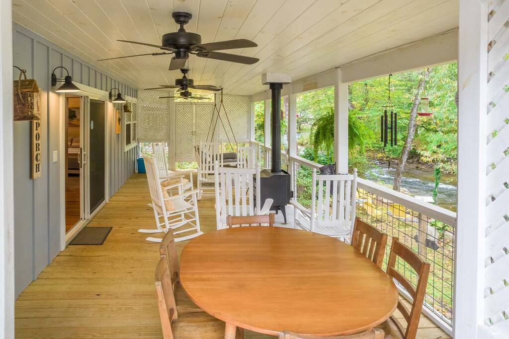 porch table seats 6 porch table seats 6 - Modern Farmhouse on Creek near Town/Train +Hot Tub - 28713