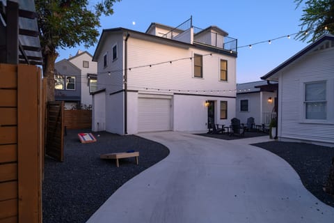 Casita Blanca