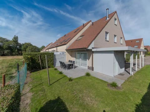 Boonenhove nr.57 with parking