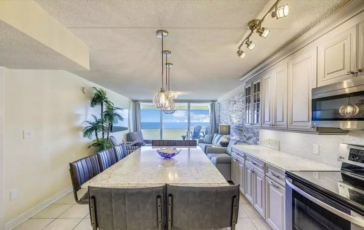 Eat-in Kitchen Eat-in Kitchen - Atlantis 410 - Ocean City