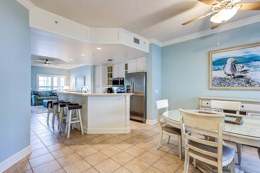 Kitchen Bar - Coligny Upscale Condo Steps to the Beach - 3 North Forest Beach Drive