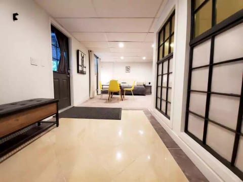 The Hidden Gem | Cozy 1BR Near I-24