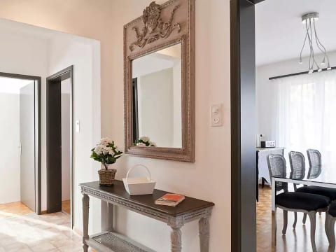 Large Suite