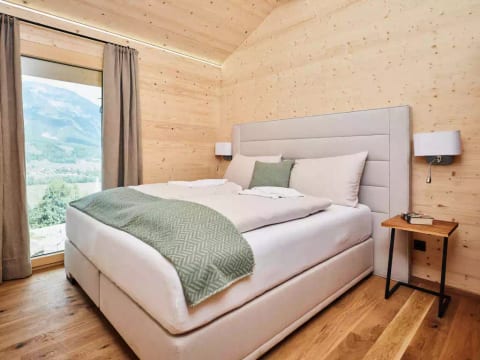 Premium mit 5 Schlafzimmern, Sauna &Pool