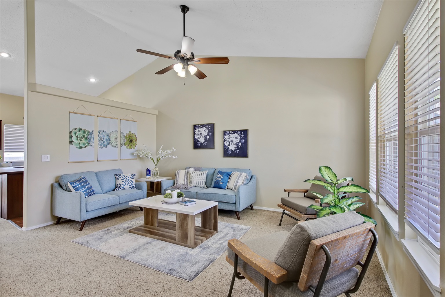 inviting-sun-filled-4-bedroom-home-in-central-nampa-id/