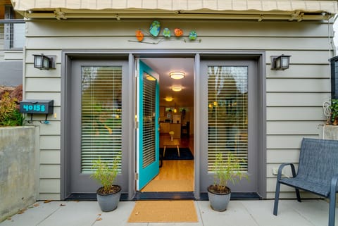 Blue Bamboo Oasis 